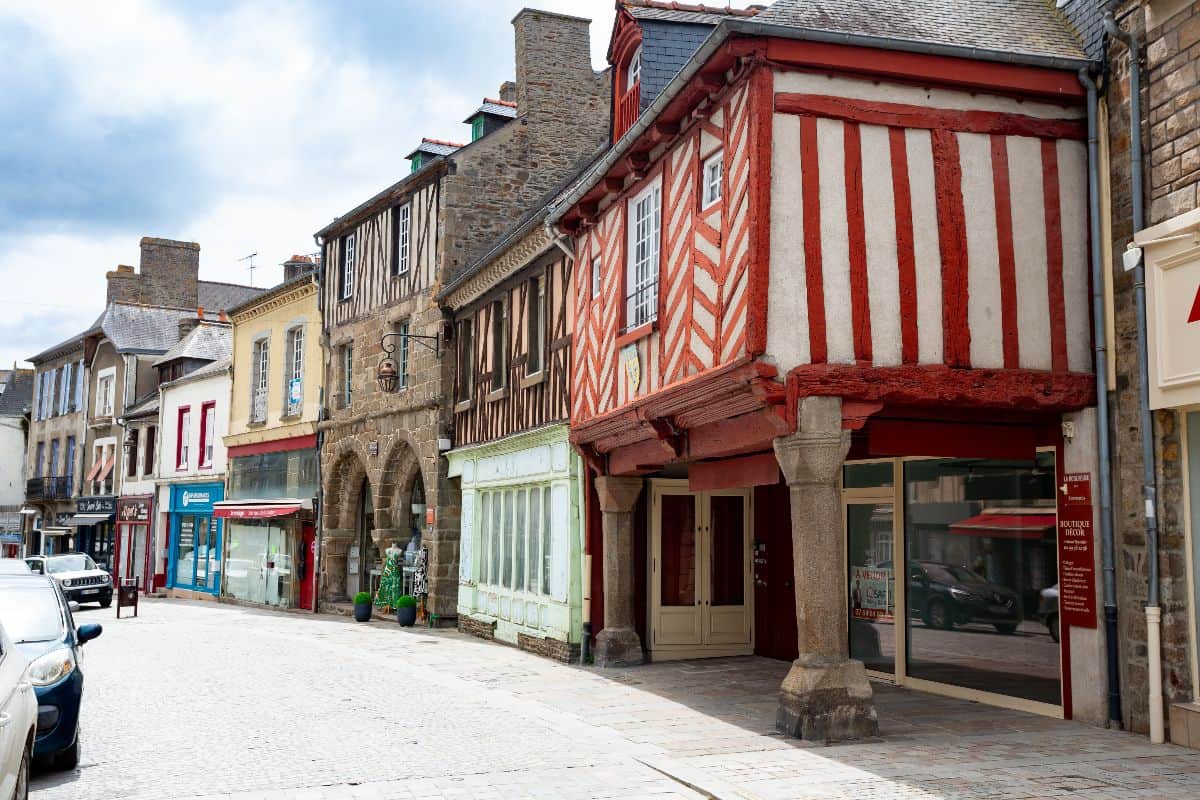     Bretagne : ces communes qui n'ont toujours pas la fibre
